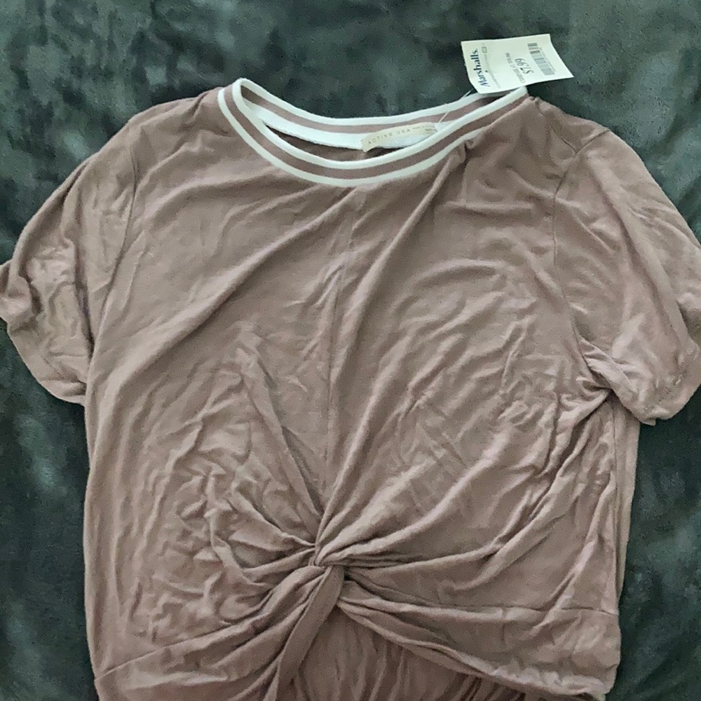 A cute mauve shirt!